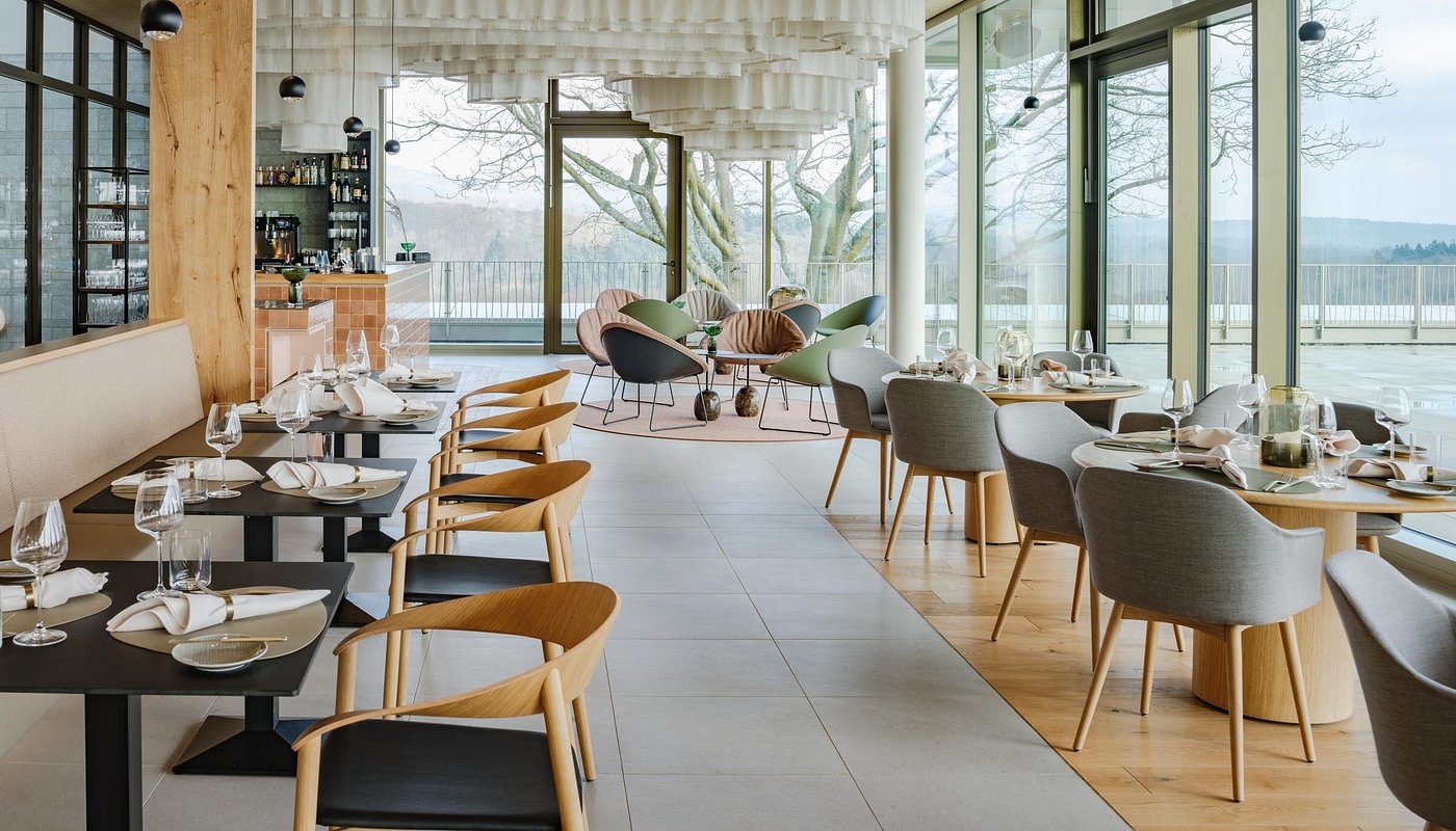 Hotel restaurant